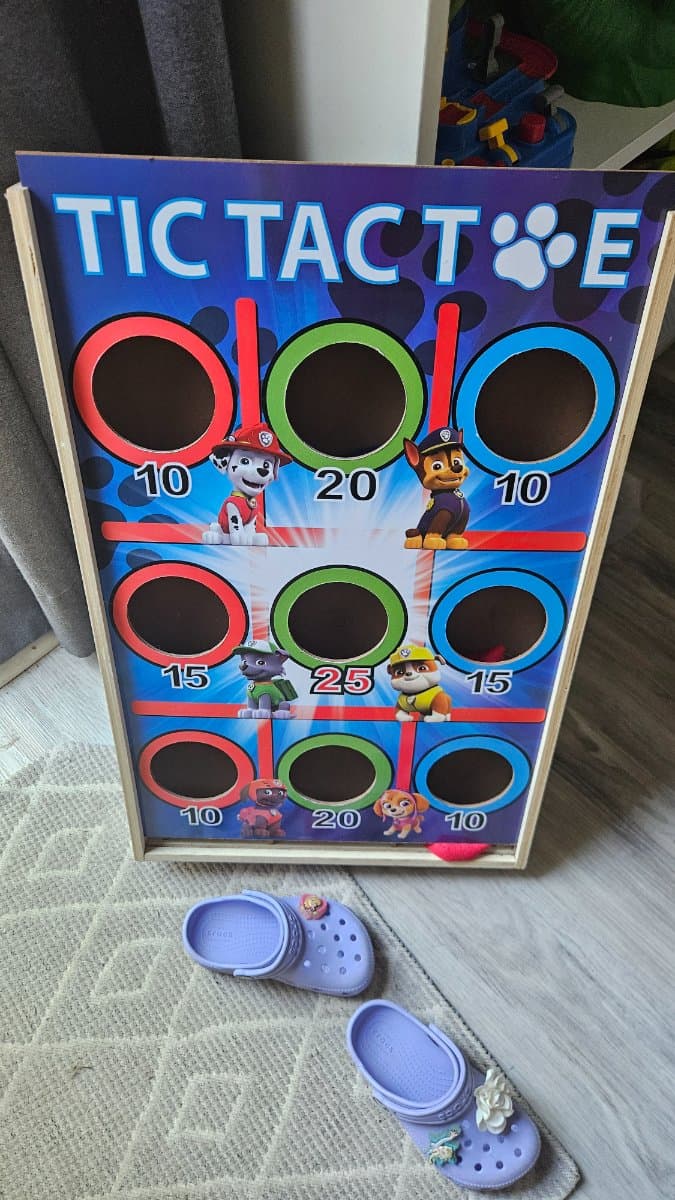 Outdoor paw patrol tic tac toe 