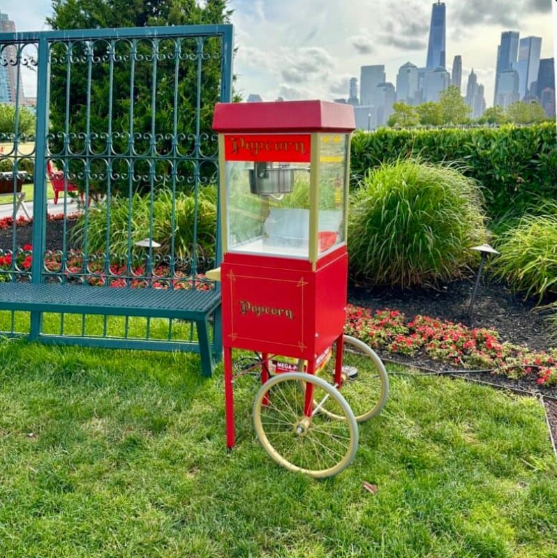 8oz Popcorn Machine